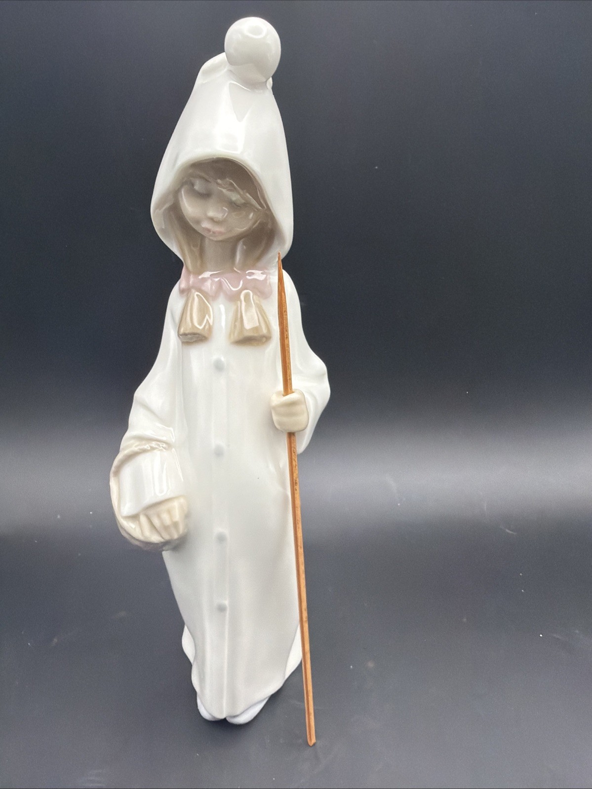 Lladro #4678 Girl with Stick Porcelain Figurine Spain w/ Original Box 8.5”