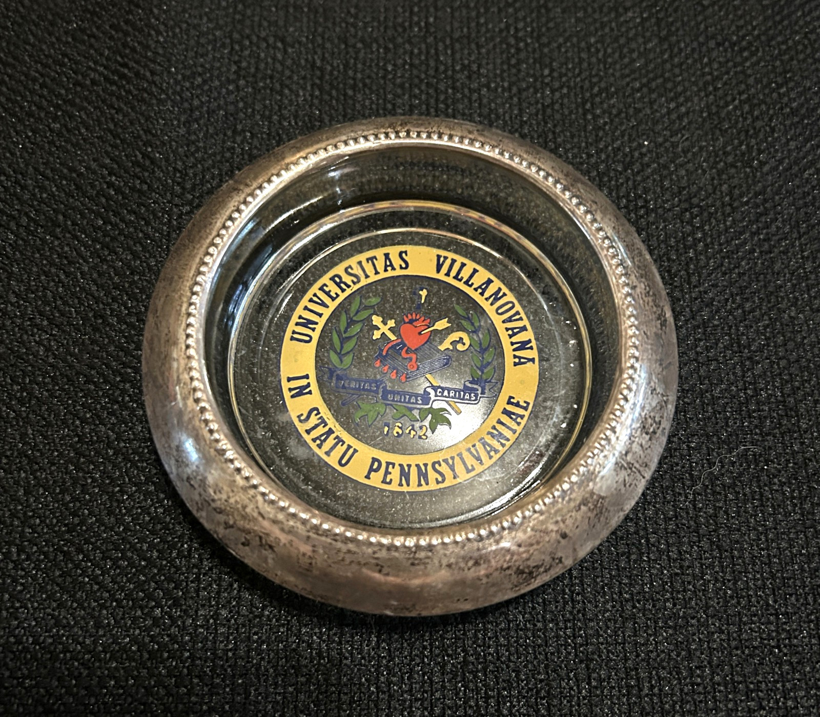 VINTAGE Villanova University glass and metal ashtray w/ color school seal OLD