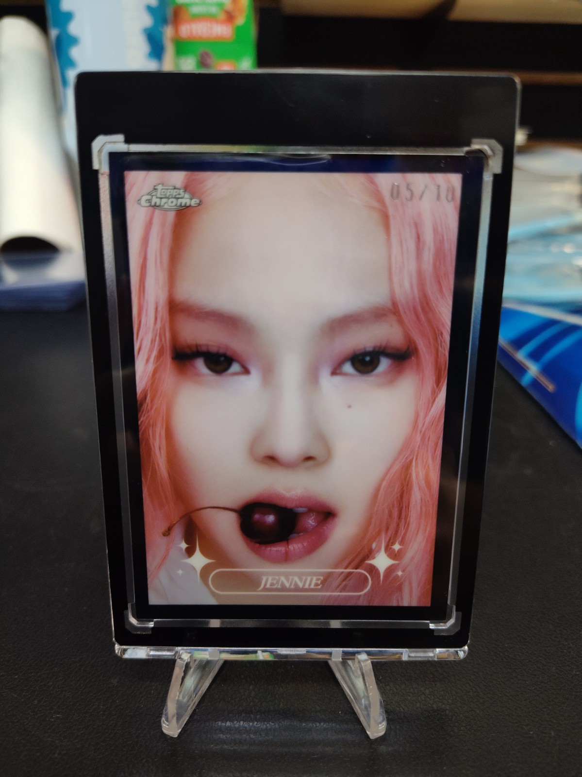 2026 Topps Chrome X Jennie BLACKPINK Chromium Close-Ups Black Refractor /10