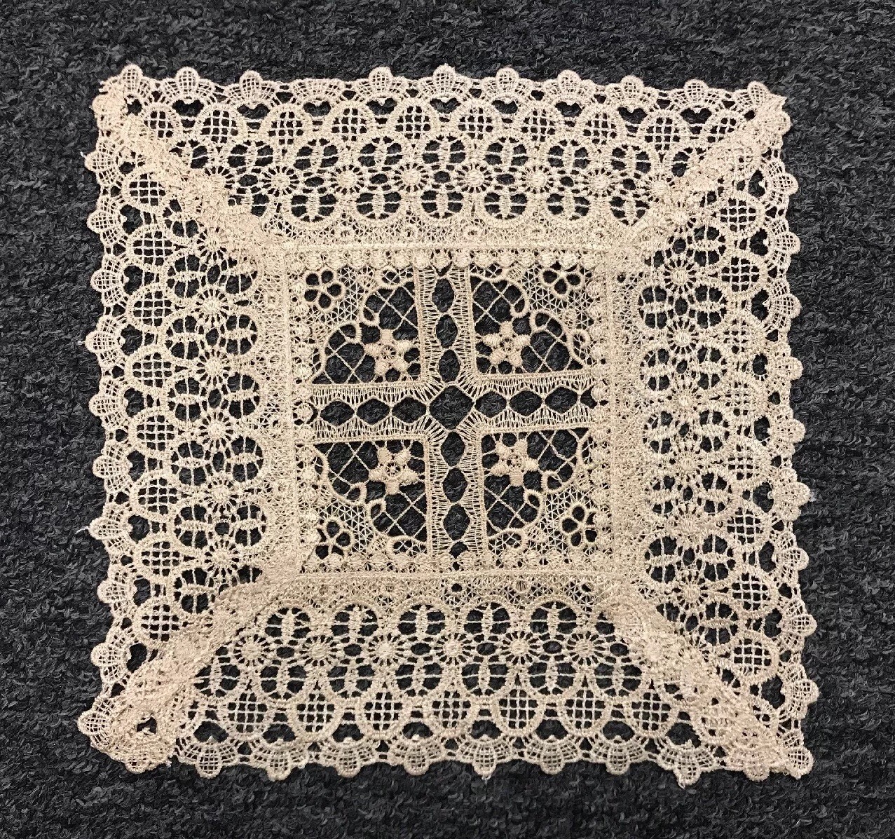 4 Pieces Set 12x12\