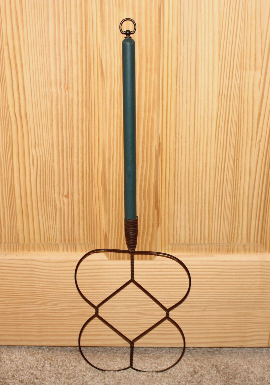 VTG Bat Wing Style Rug Beater Wood Handle Metal Primitive Farmhouse 28\