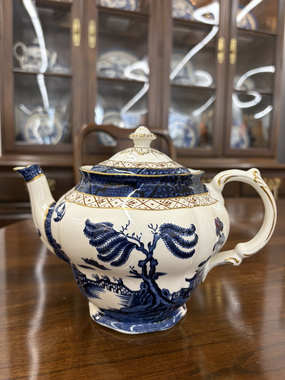 Vintage Booths Real Old Willow A8025 Teapot Blue White Gold Gilt England 6.5\