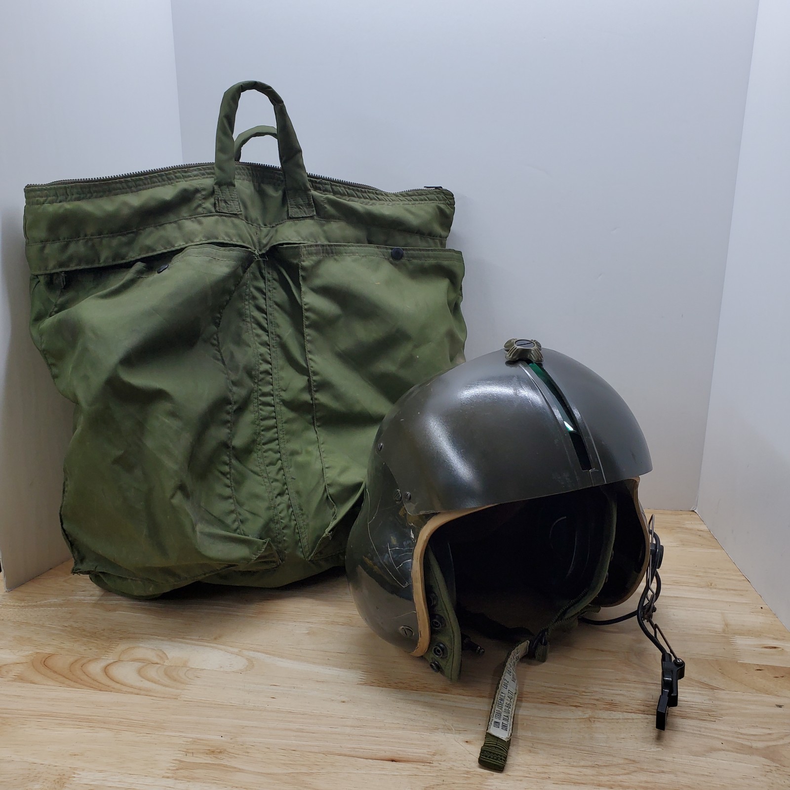 Gentex SPH-4 Flight Helmet w/ Carrying Bag Shield & Communication System Vintage