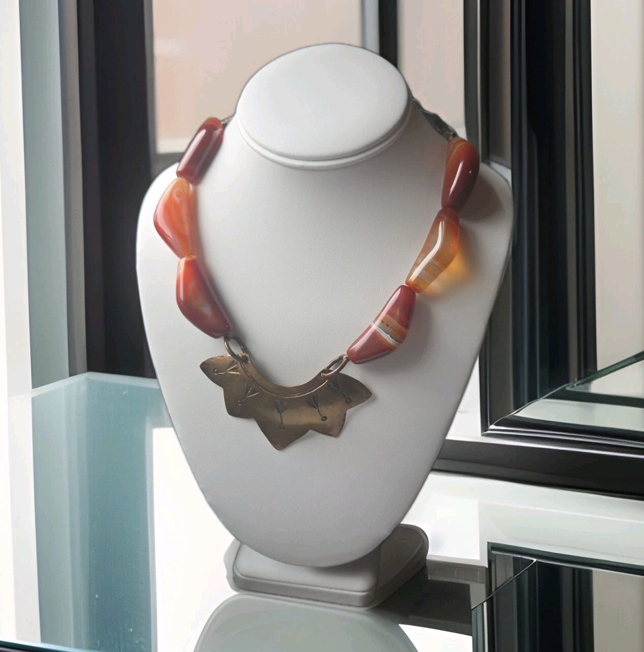Carnelian Agate Necklace Vintage Hammered Bronze Rare Jewelry