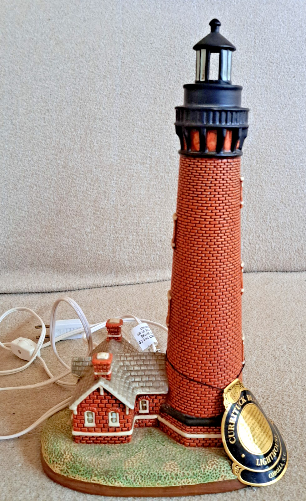 1996 Lefton Currituck NC Lighthouse #10834 1875 Hand Painted 12.5\