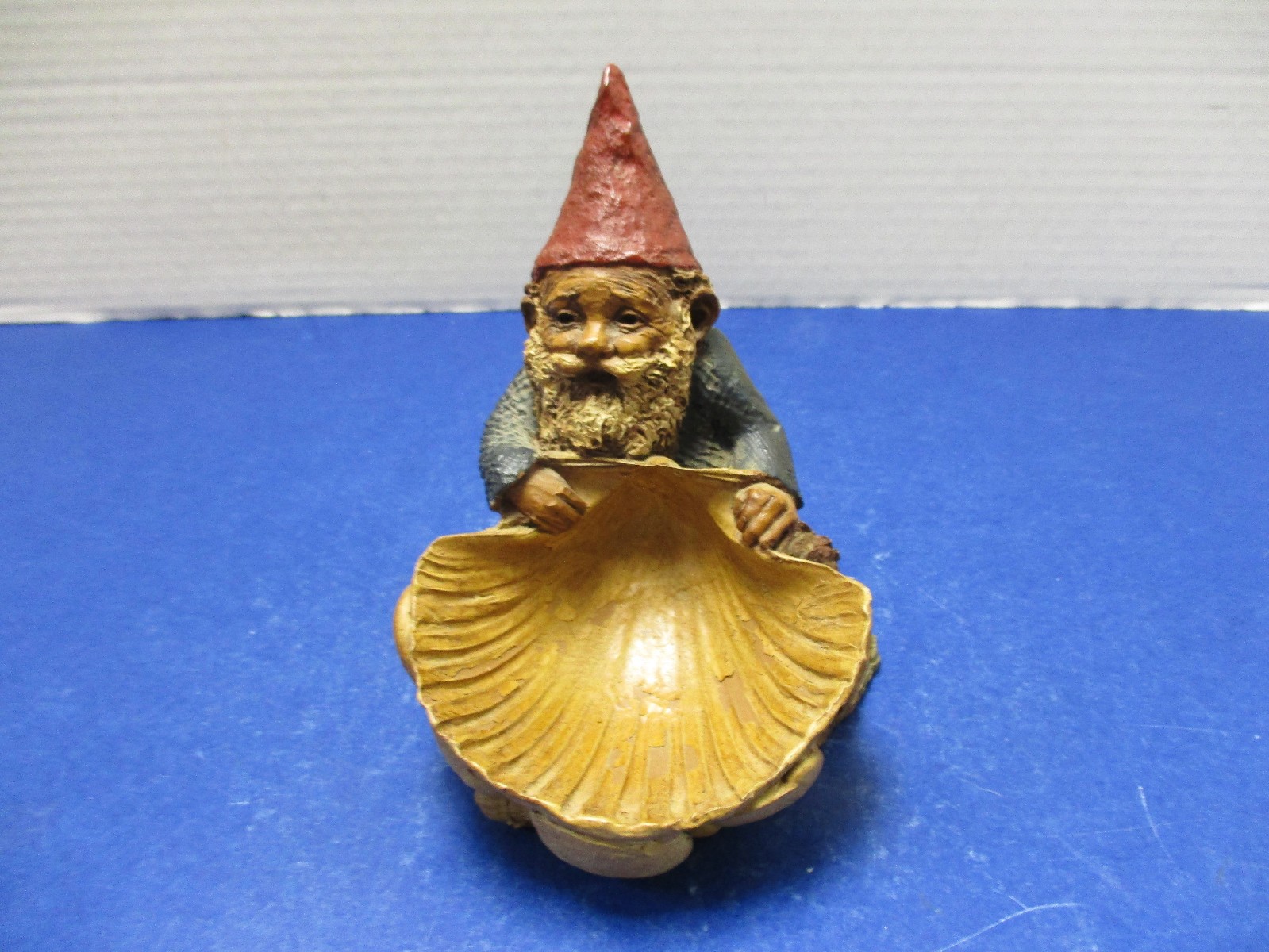 Rare Tom Clark Gnome Olin in Blue Coat w/ Seashell 1981