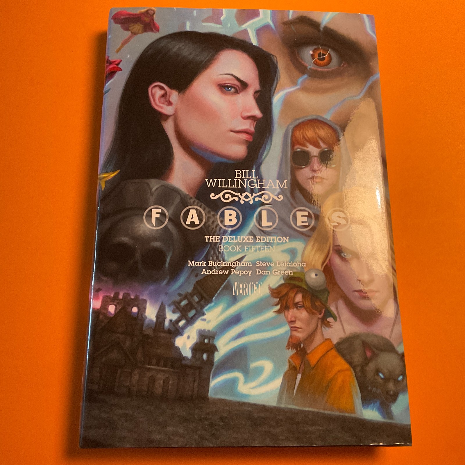 Fables: The Deluxe Edition Book 15 HC Bill Willingham Mark Buckingham Rare OOP