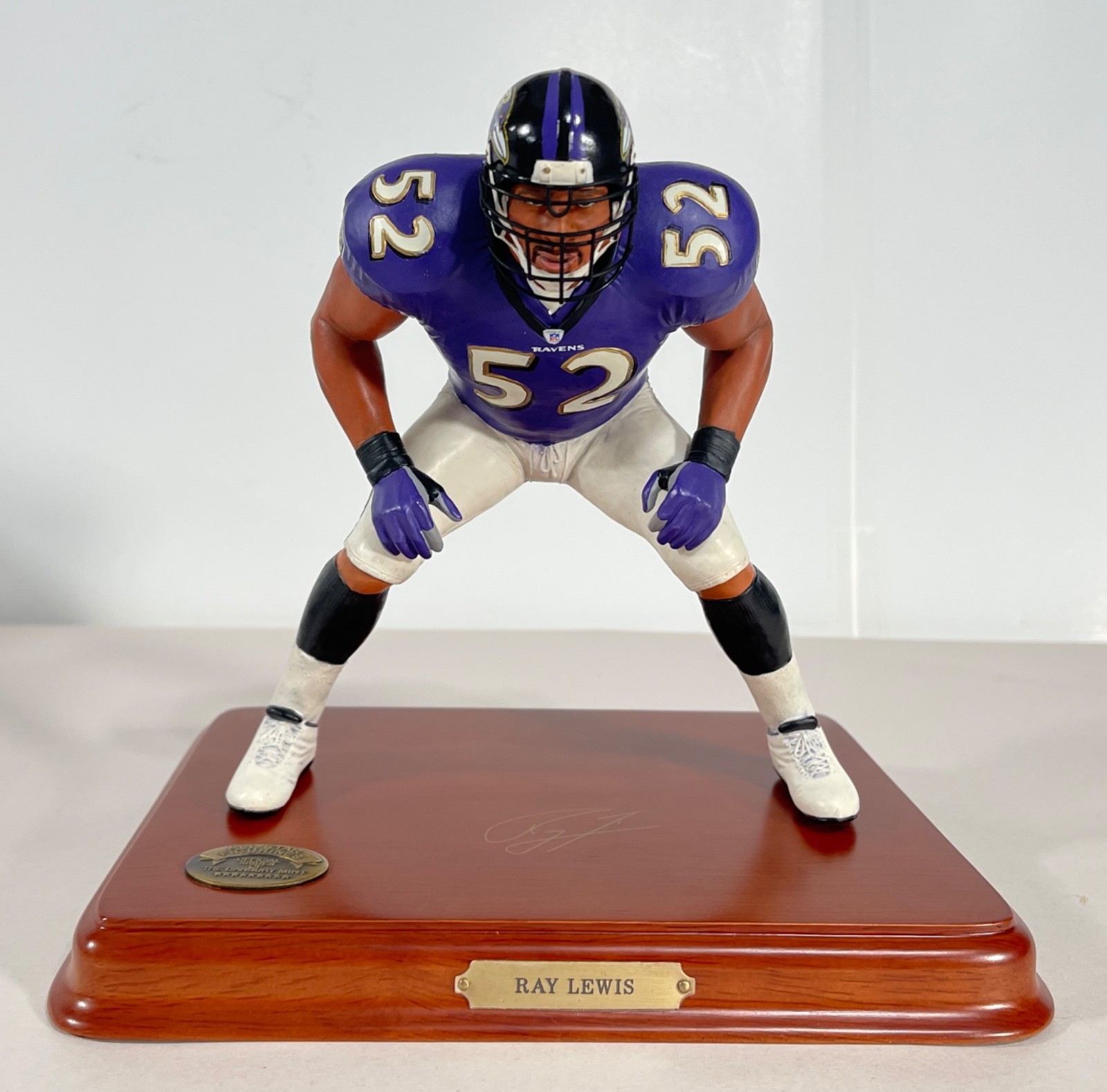 Danbury Mint Baltimore Ravens Ray Lewis NFL Figure Figurine Statue