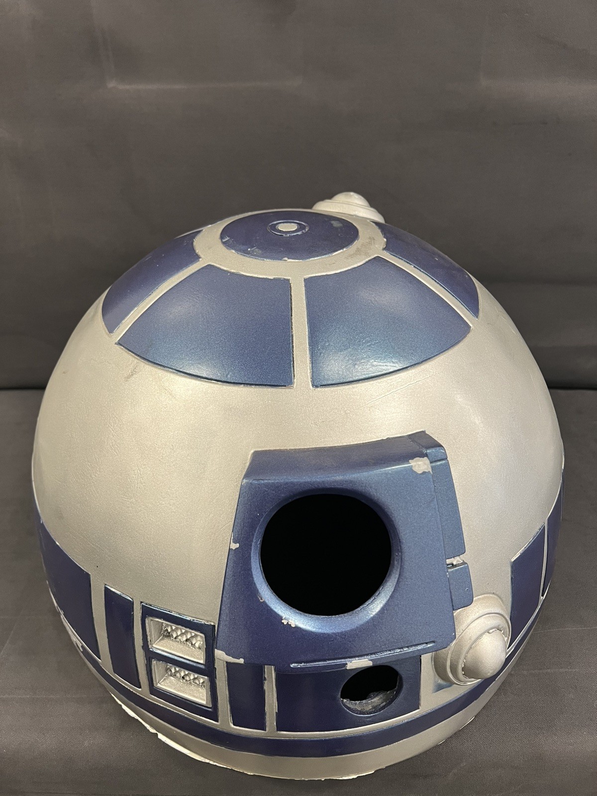 Star Wars R2-D2 Life Size Dome Star Wars R2-D2 Life Size Dome