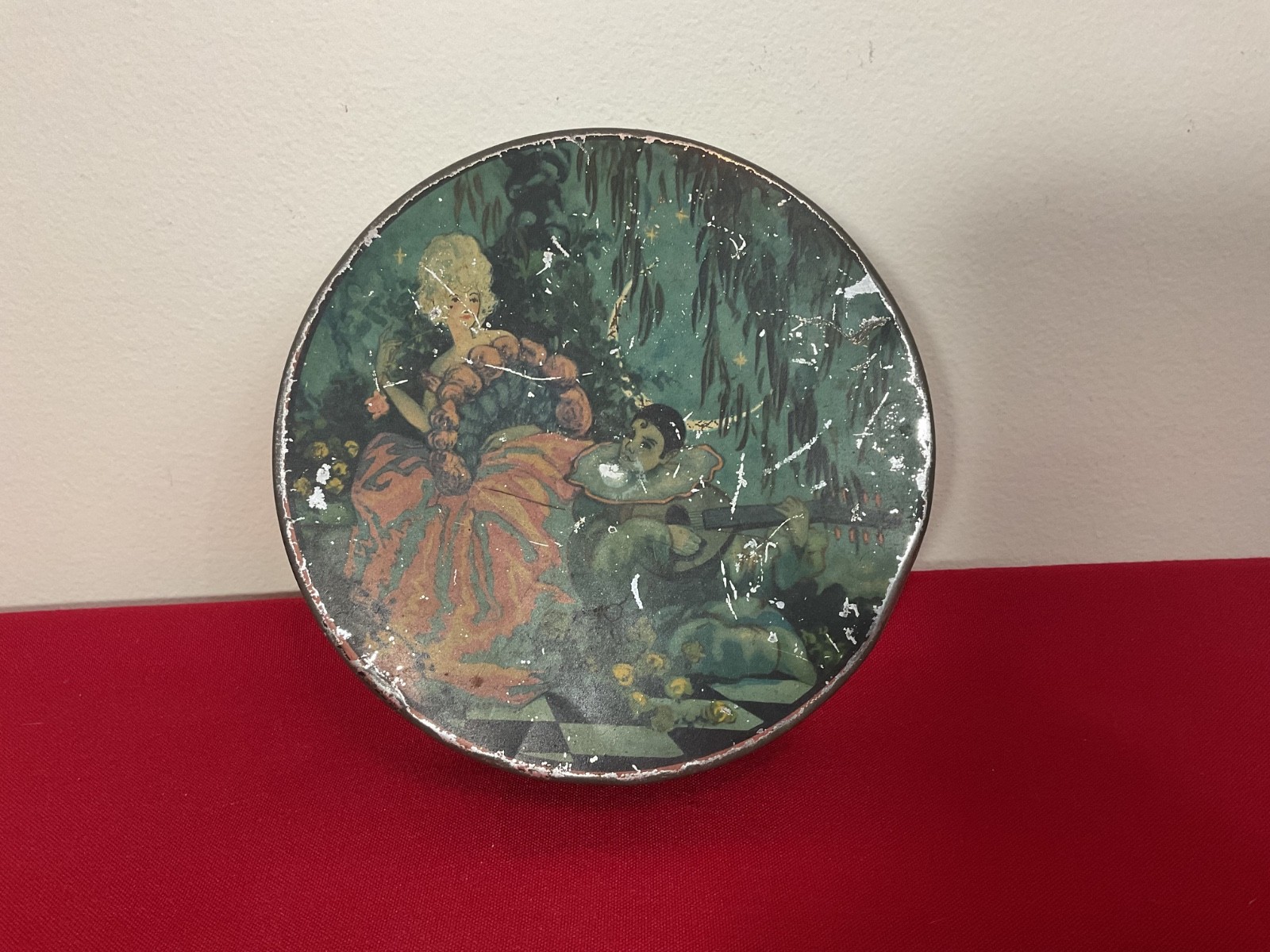 Vintage Tindeco Co Round Metal Tin Romantic Victorian Couple Lute Garden Scene