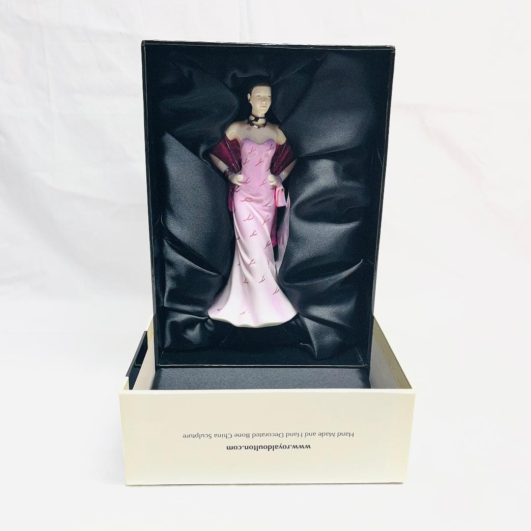 2006 NEW VTG Pretty Ladies Royal Doulton Isabella  England Thailand  3
