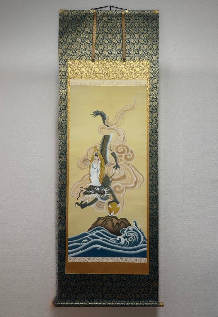 Kannon Hanging Scroll with Dragon, Gold Brocade, Wooden Box, Near Mint