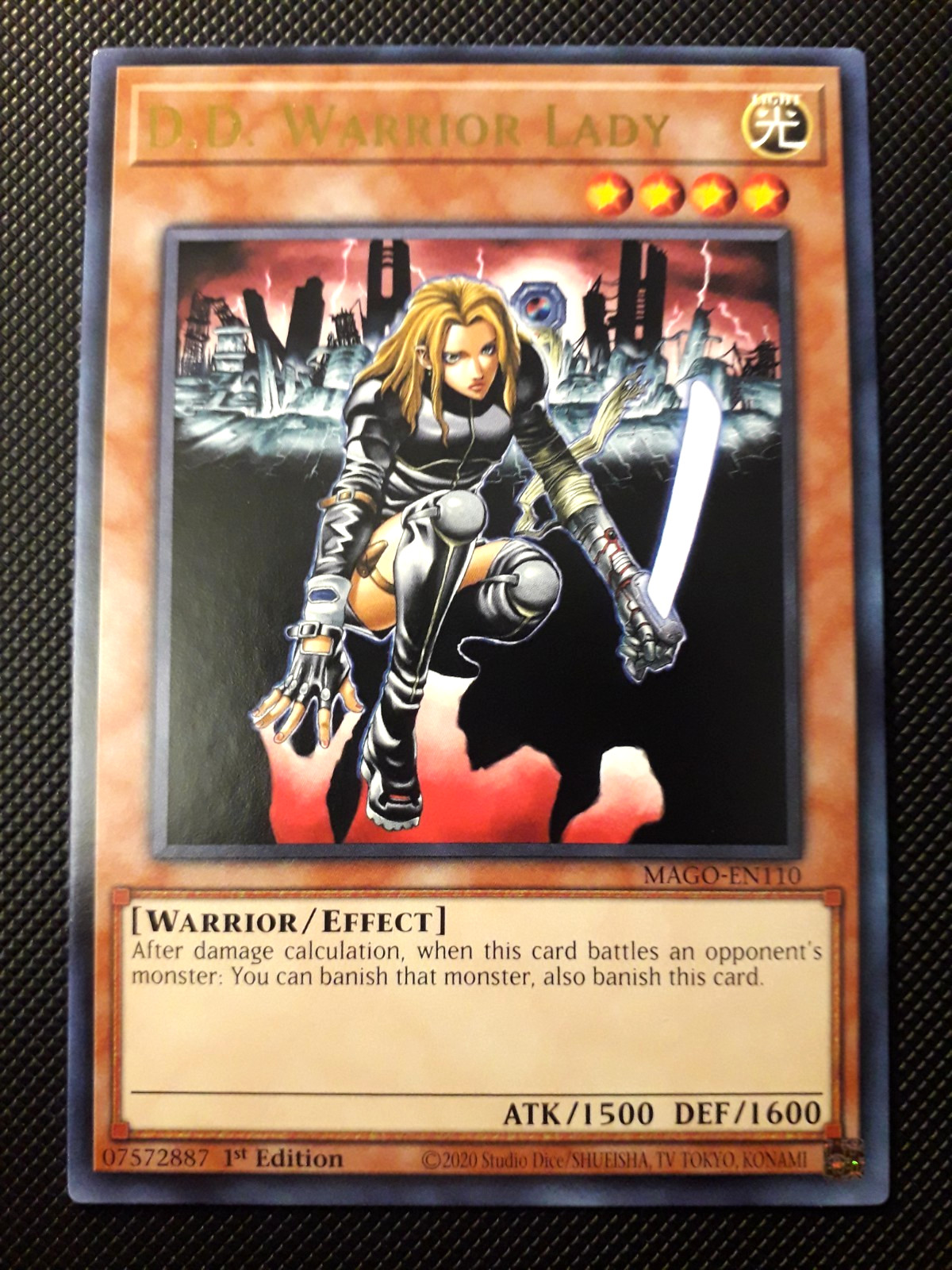 Yu-Gi-Oh D.D. Warrior Lady, MAGO-EN110, Gold Rare, 1st Edition, English, NM Yu-Gi-Oh D.D. Warrior Lady, MAGO-EN110, Gold Rare, 1st Edition, English, NM