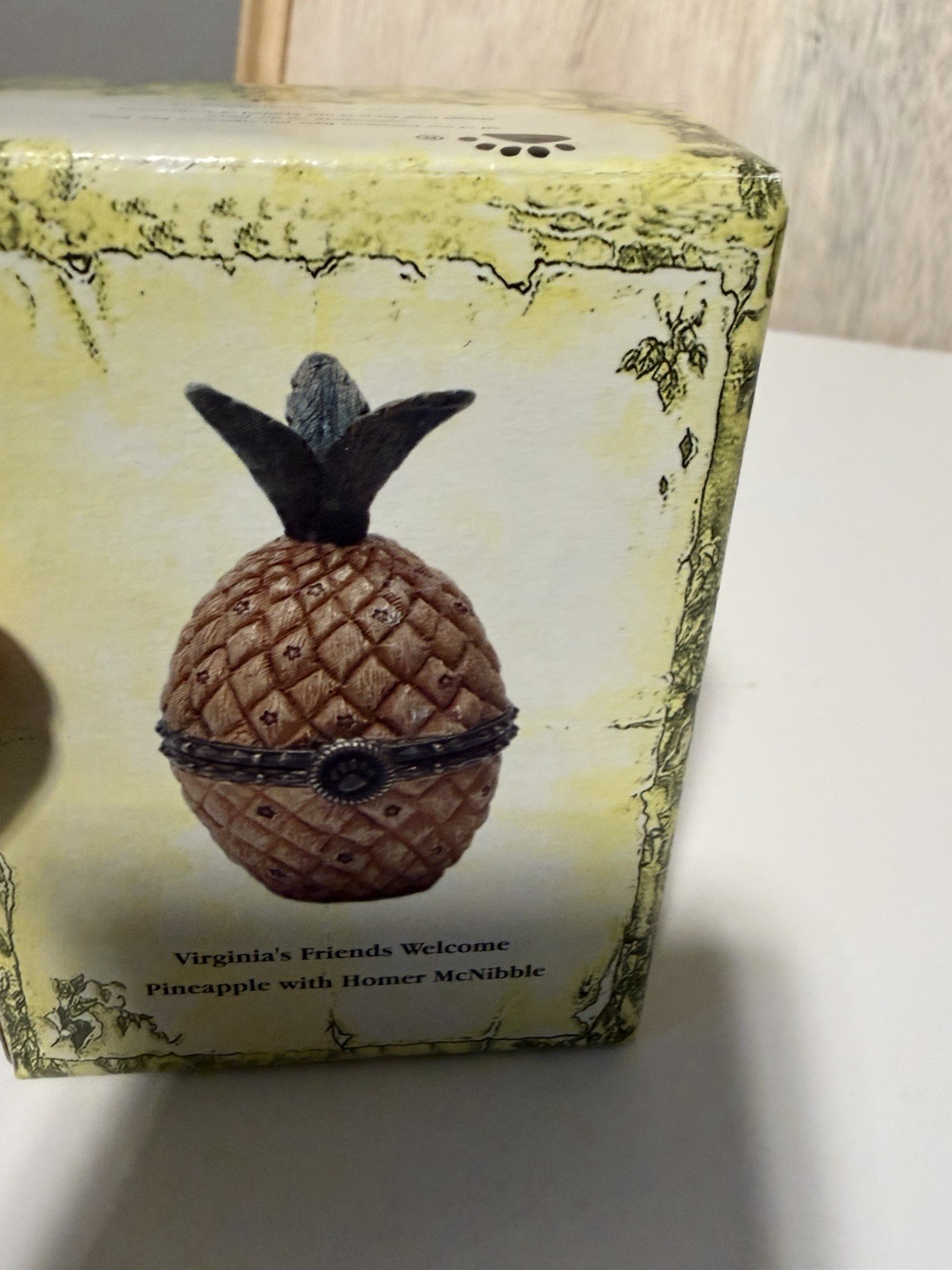 Boyds Bears by Enesco Virginia's Friends Welcome Pineapple Trinket Box