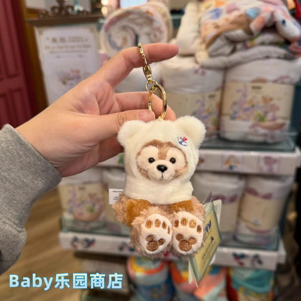 Disney Genuine 2025 Winter Duffy and Friends Cute Plush Keychain HK Disneyland Disney Genuine 2025 Winter Duffy and Friends Cute Plush Keychain HK Disneyland