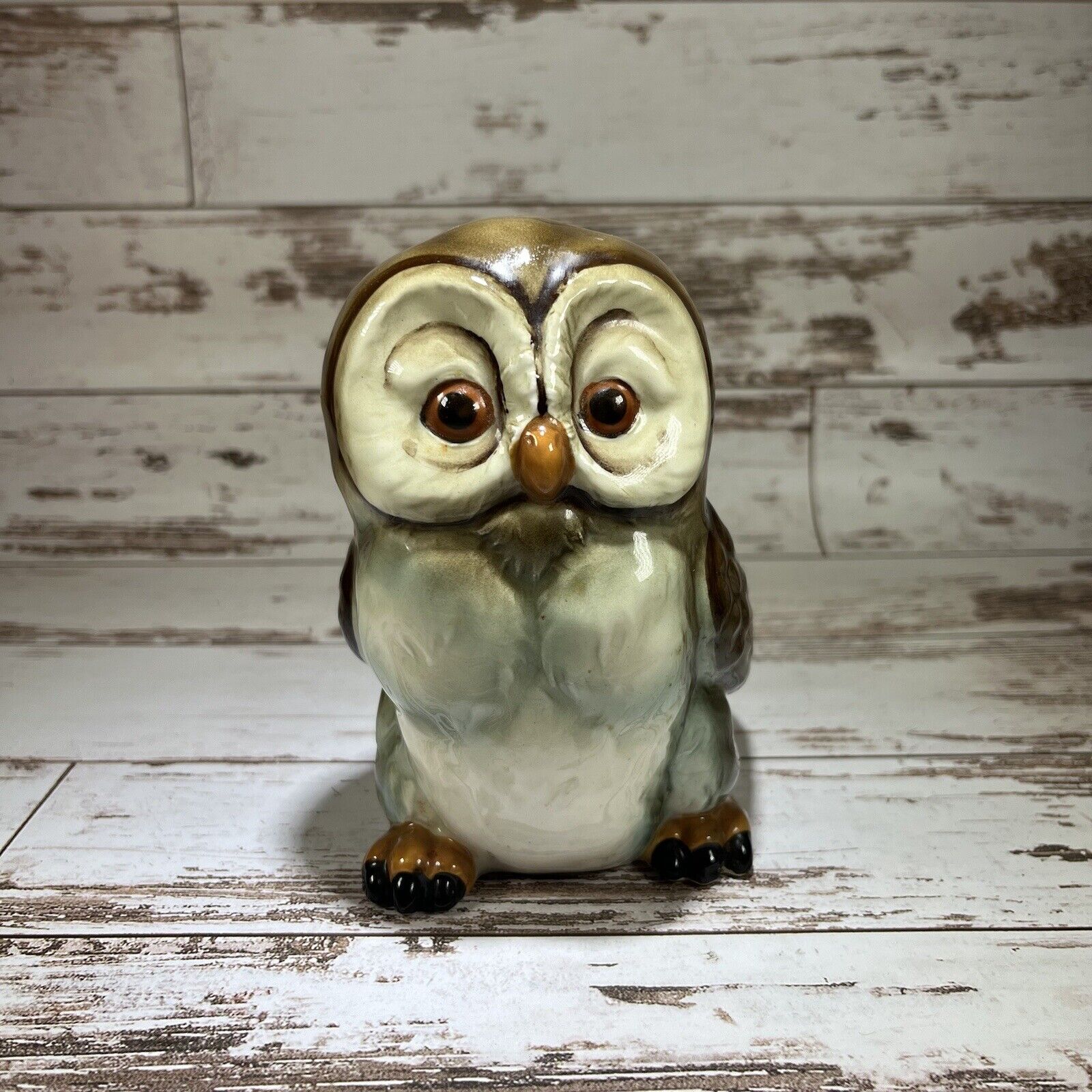 Vintage Ceramic Owl Planter Nicely Painted White Brown Small Made In Japan
