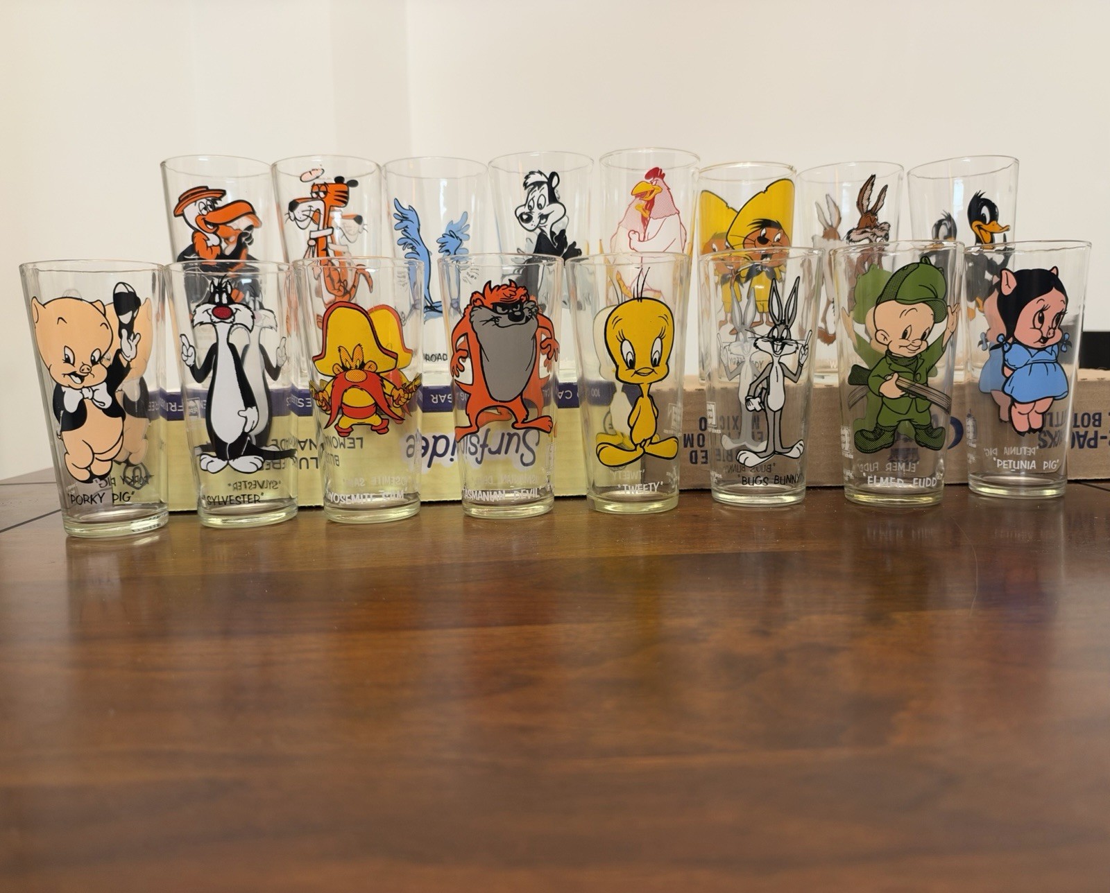 Vintage 1973 Warner Bros Looney Tunes Pepsi Collector Series Glass Lot of 16