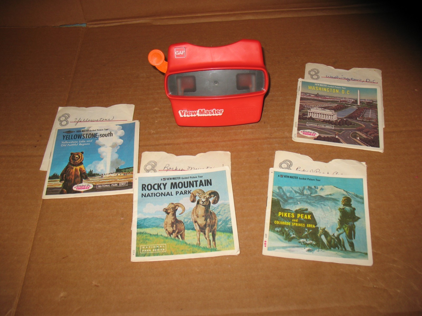 Vtg View-Master With 10 Reels & 4 Booklets Vtg View-Master With 10 Reels & 4 Booklets