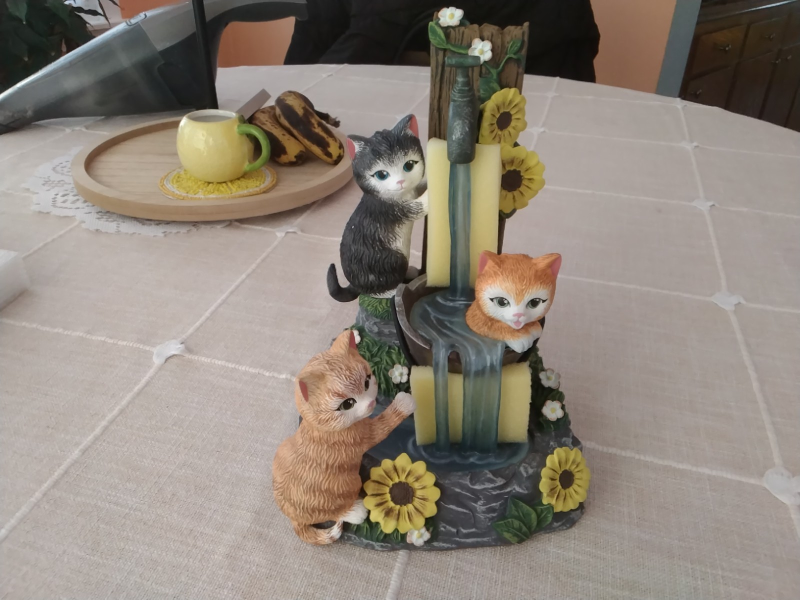 Bradford Exchange Garden Purrfection Playful Paws Illuminated Sculpture 8x5 New