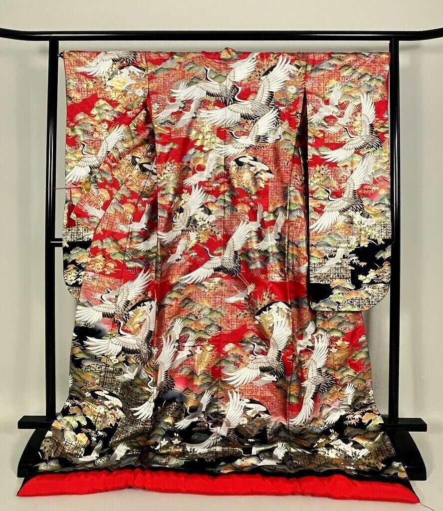 Japanese kimono, UCHIKAKE, Wedding Robe,Cranes,Embroidery,Foil, Red,L5'10