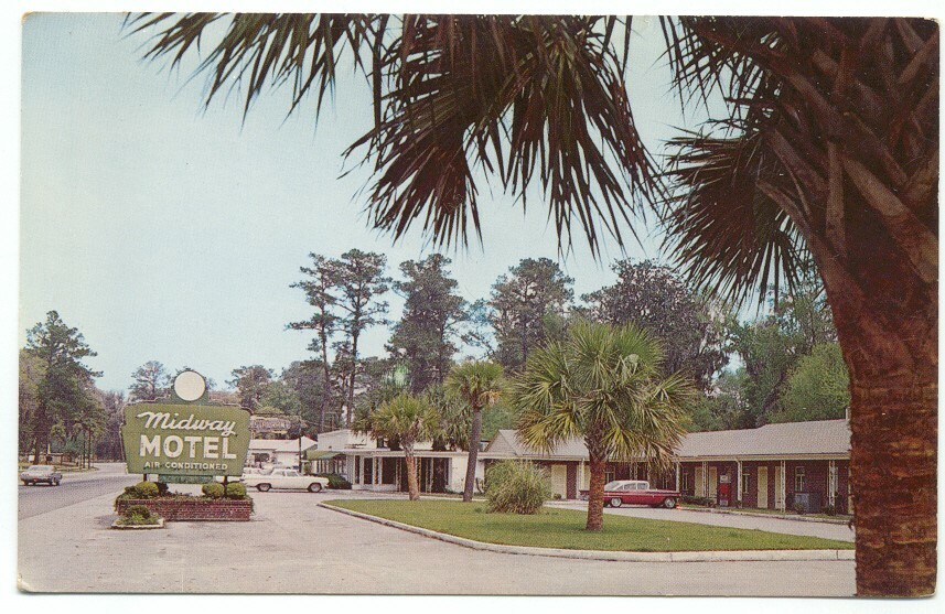 Midway GA - Midway Motel Postcard ~ Georgia