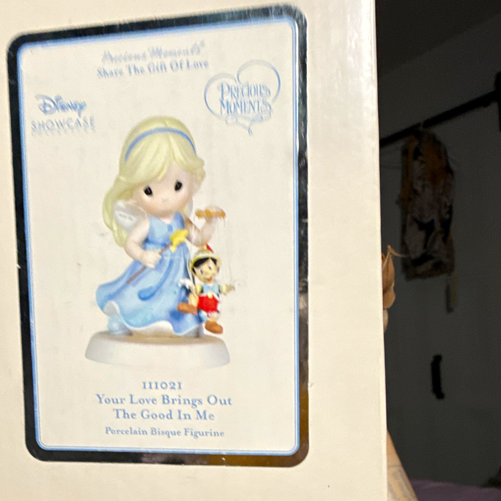Precious Moments Disney Showcase 2010 Porcelain Bisque Figurine 111021
