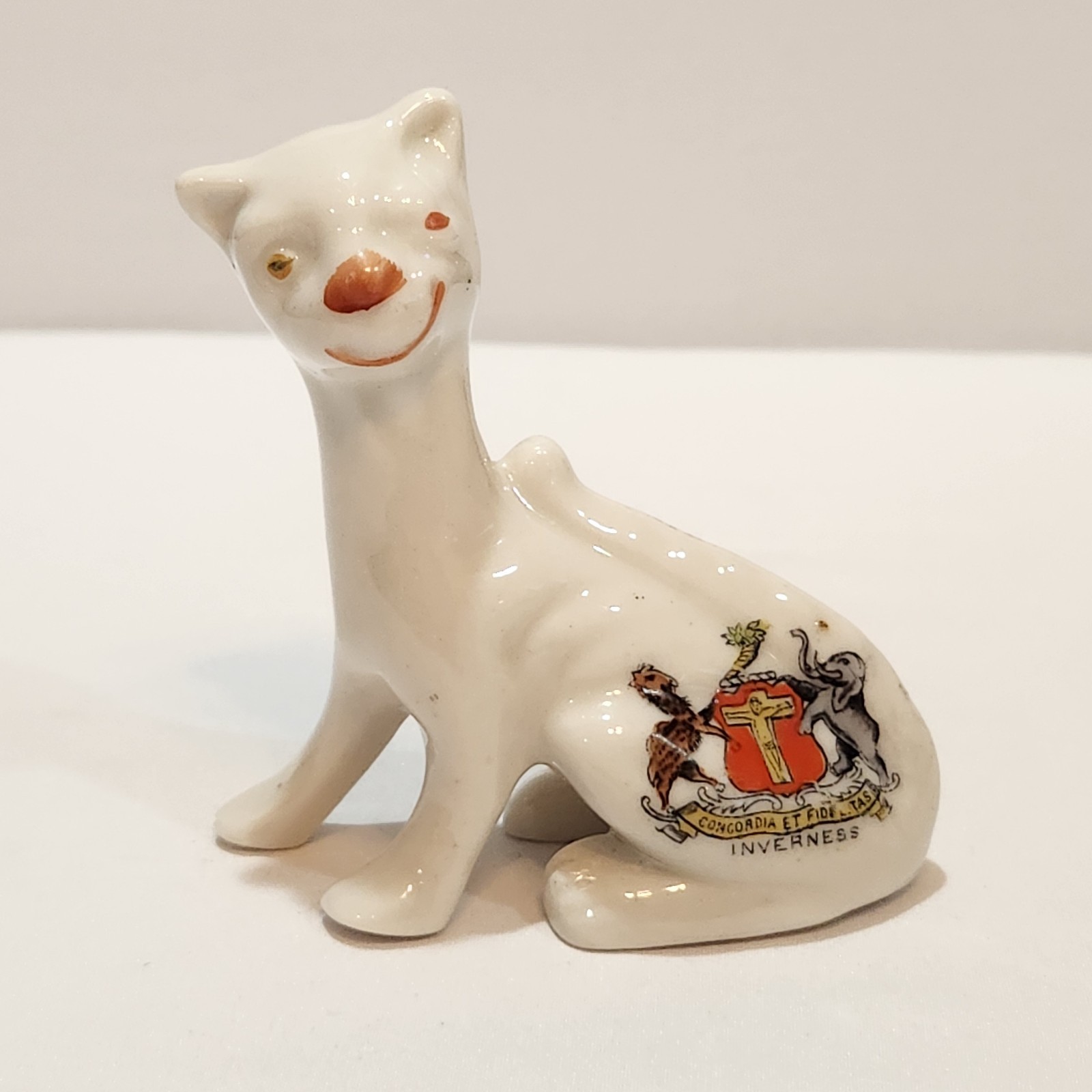 Antique Crested Cheshire Cat Inverness Scotland Concordia et Fidelitas Souvenir