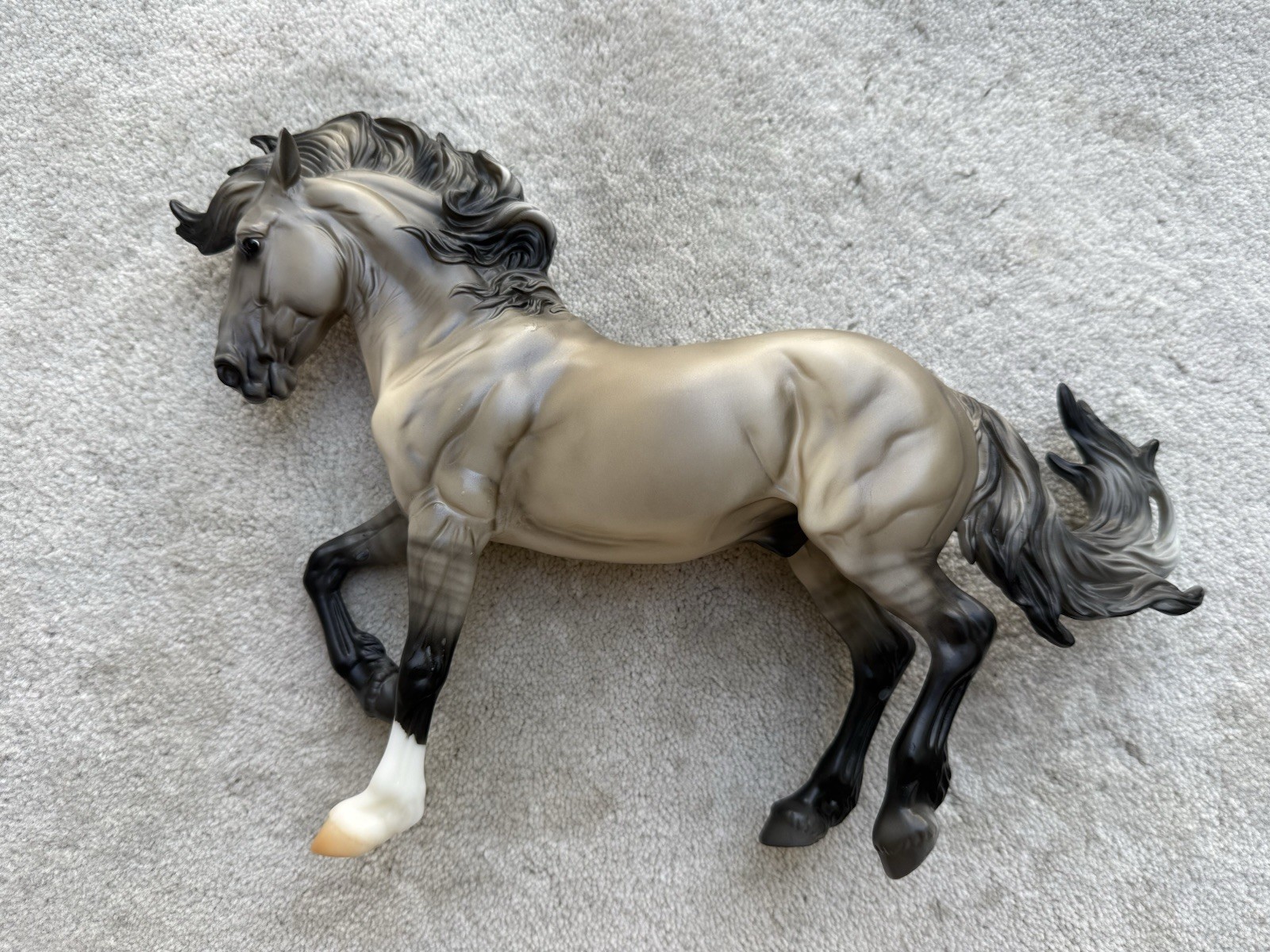 Breyer BreyerFest Horse #711511 Stein Grullo Fireheart Mustang Stallion SR 2022