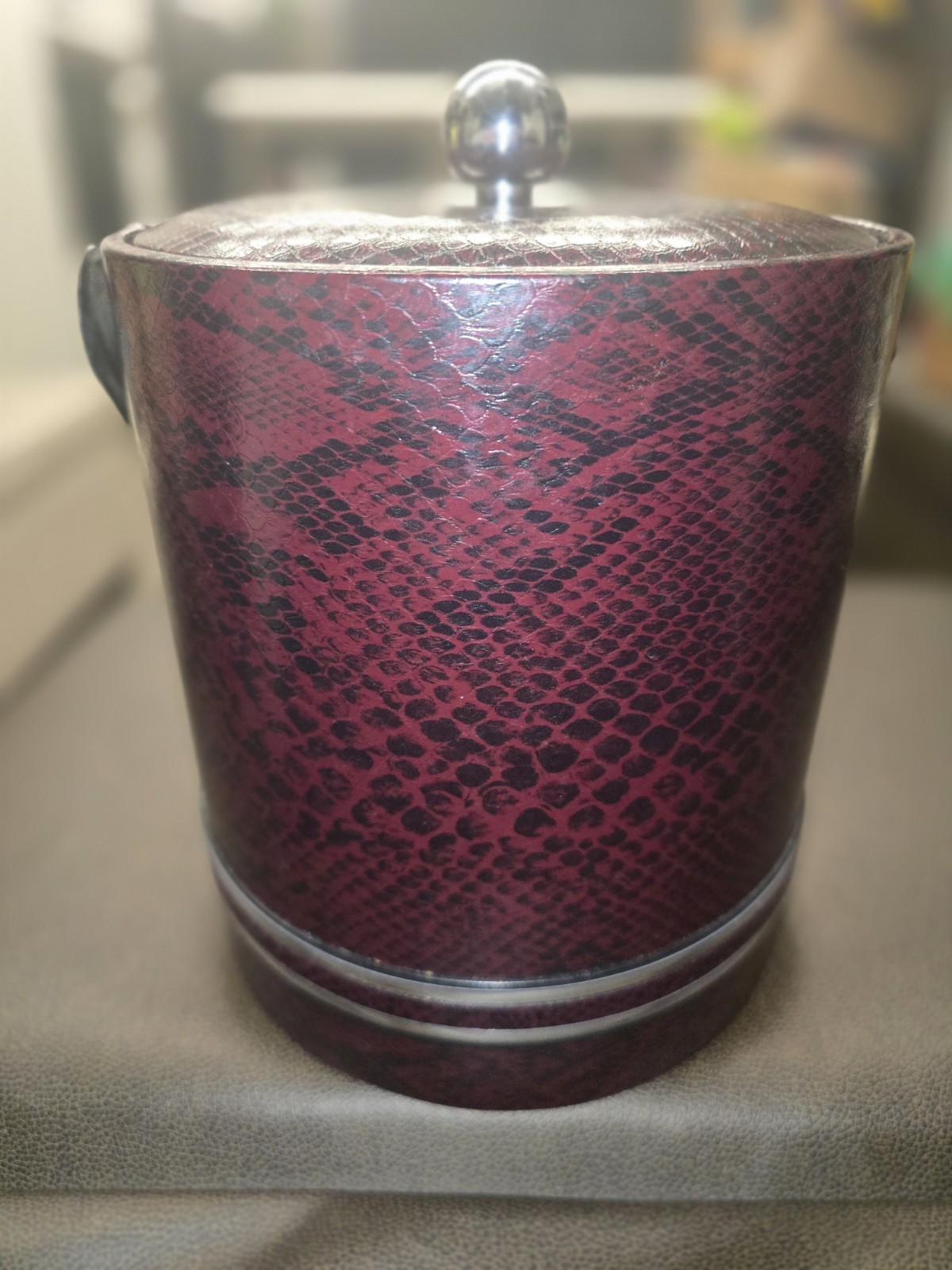 Vintage Georges Briard Burgundy Faux Snake Skin Leather Insulated Lid Ice Bucket