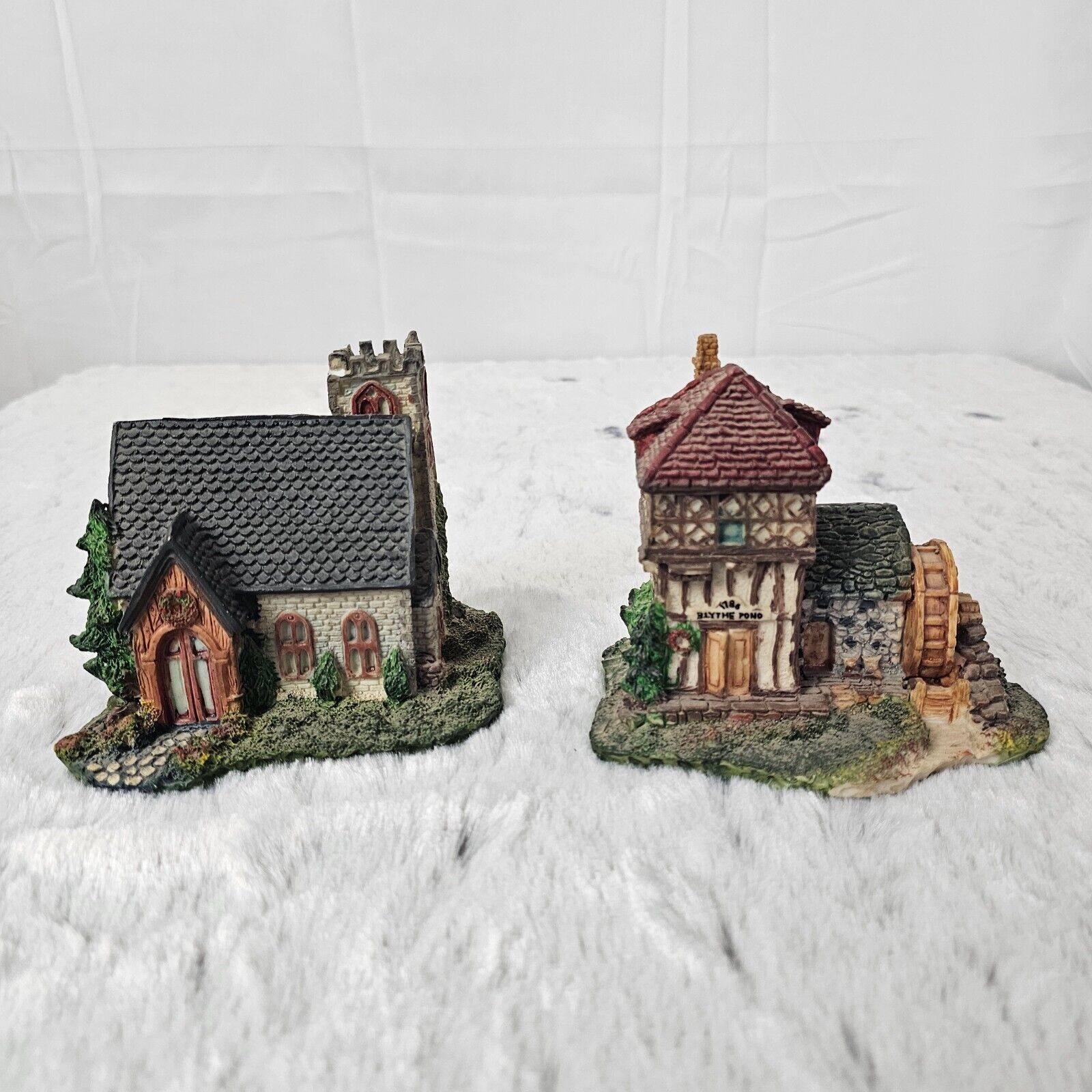 Lot of 2 Department 56 Dickens' Miniatures Village Norman Church Blythe Pond Rea