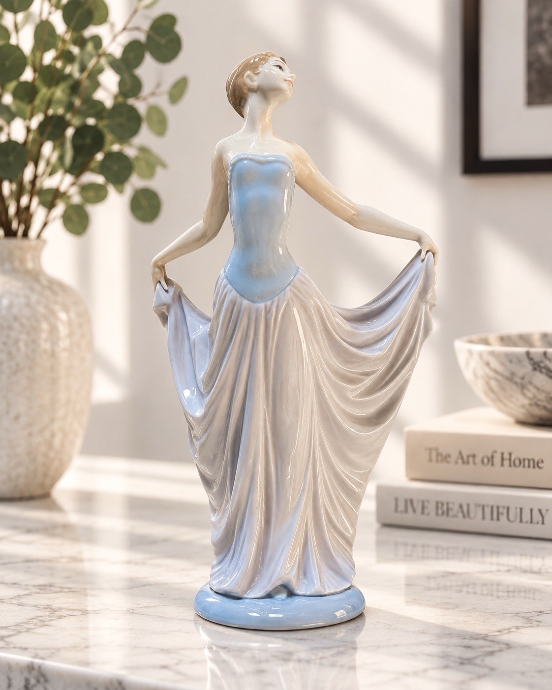 Lladro 5050 Dancer Porcelain Figurine Woman Holding Skirt Spain Glazed Lavender