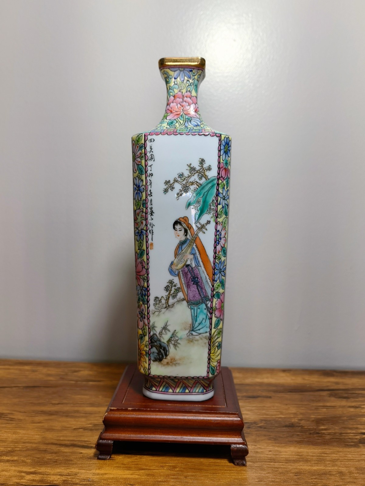 A Chinese thin body famille rose square vase depicting four beauties ,8.5\