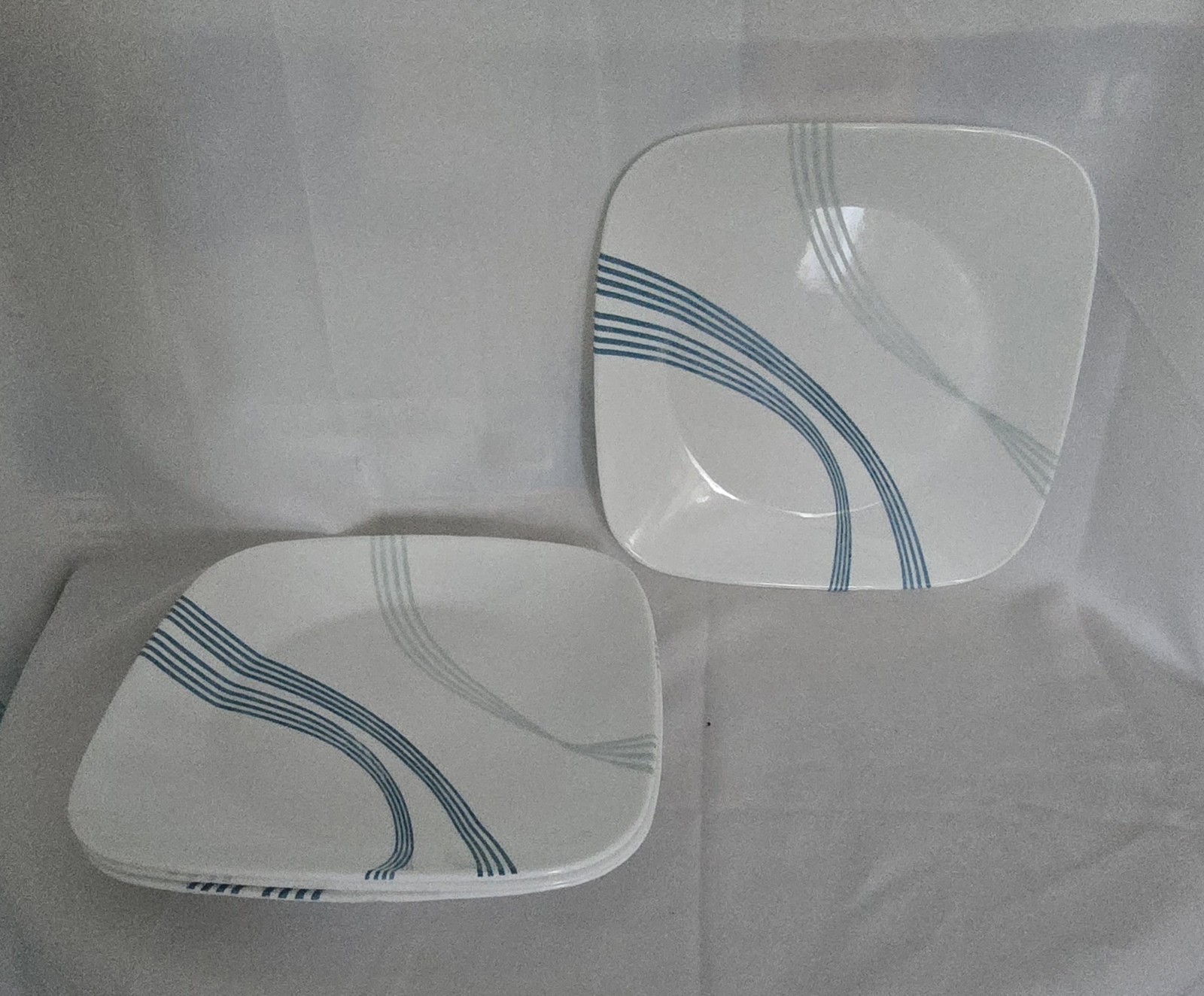 Set Of 4 Corelle Ocean Arc  Luncheon Plates 9\