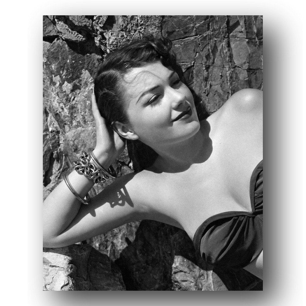 Anne Baxter Photo 8x10 Portrait Classic Hollywood Film Star-19