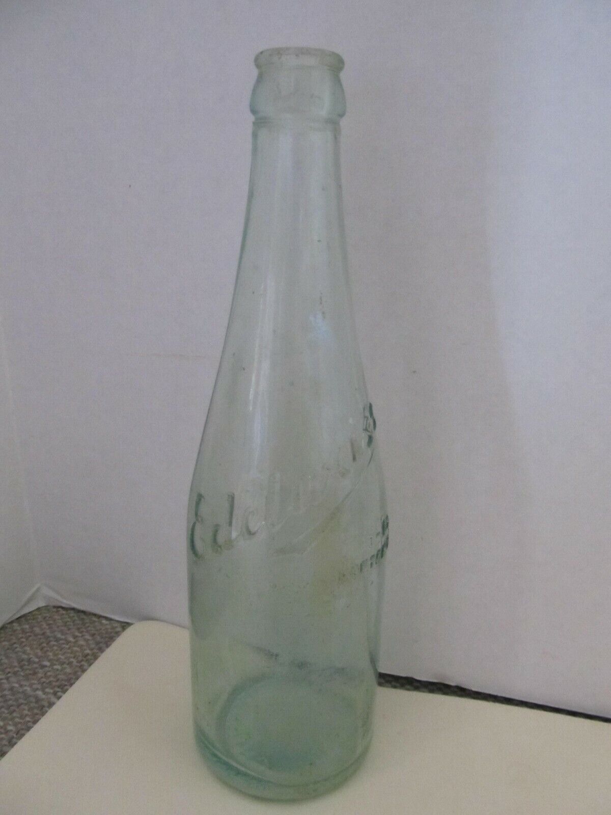 EDELWEISS 13oz Green Glass Bottle w/Embossed Lettering~Schoenhoffen Brewing Co