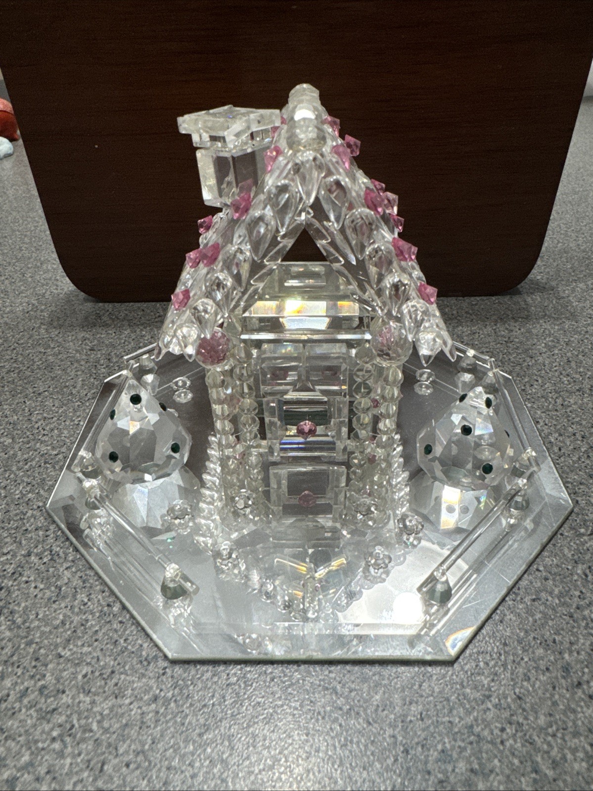Vintage SWAROVSKI Iris Arc Crystal Gingerbread House Special Cottage RARE