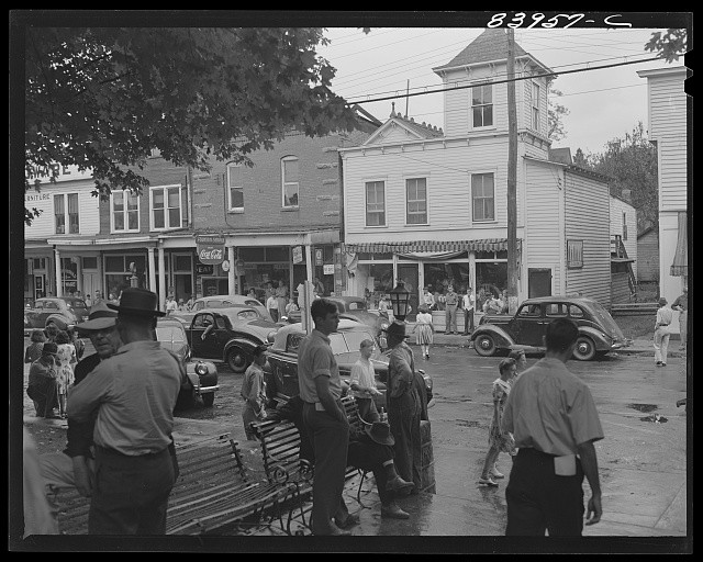 Photo:Summersville West Virginia 1942 Downtown Street Scene Cars People