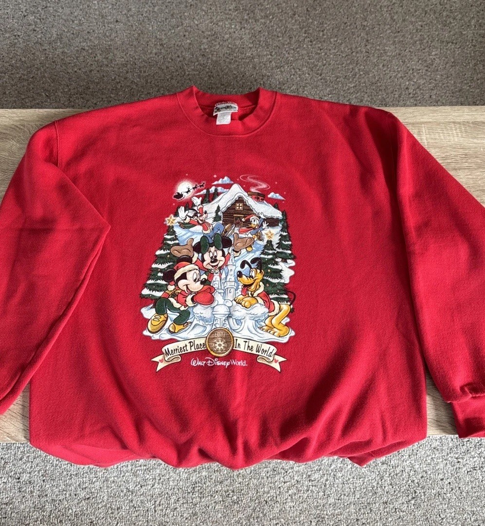 RARE Vintage 2001 Disney World Sweatshirt XL Christmas Holidays Red EUC