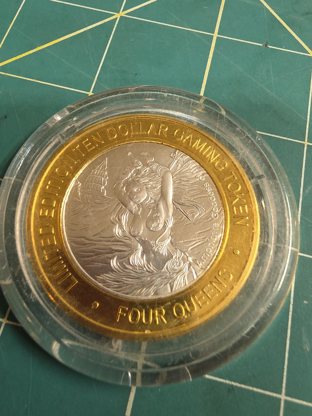 Four Queens Casino Silver Strike $10 Token Amphitrite Goddess Of The Sea Capsule