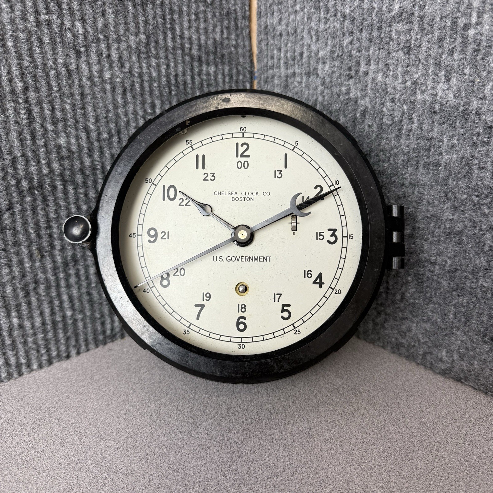 US Government Clock Chelsea Clock Co Black White Military Mountable