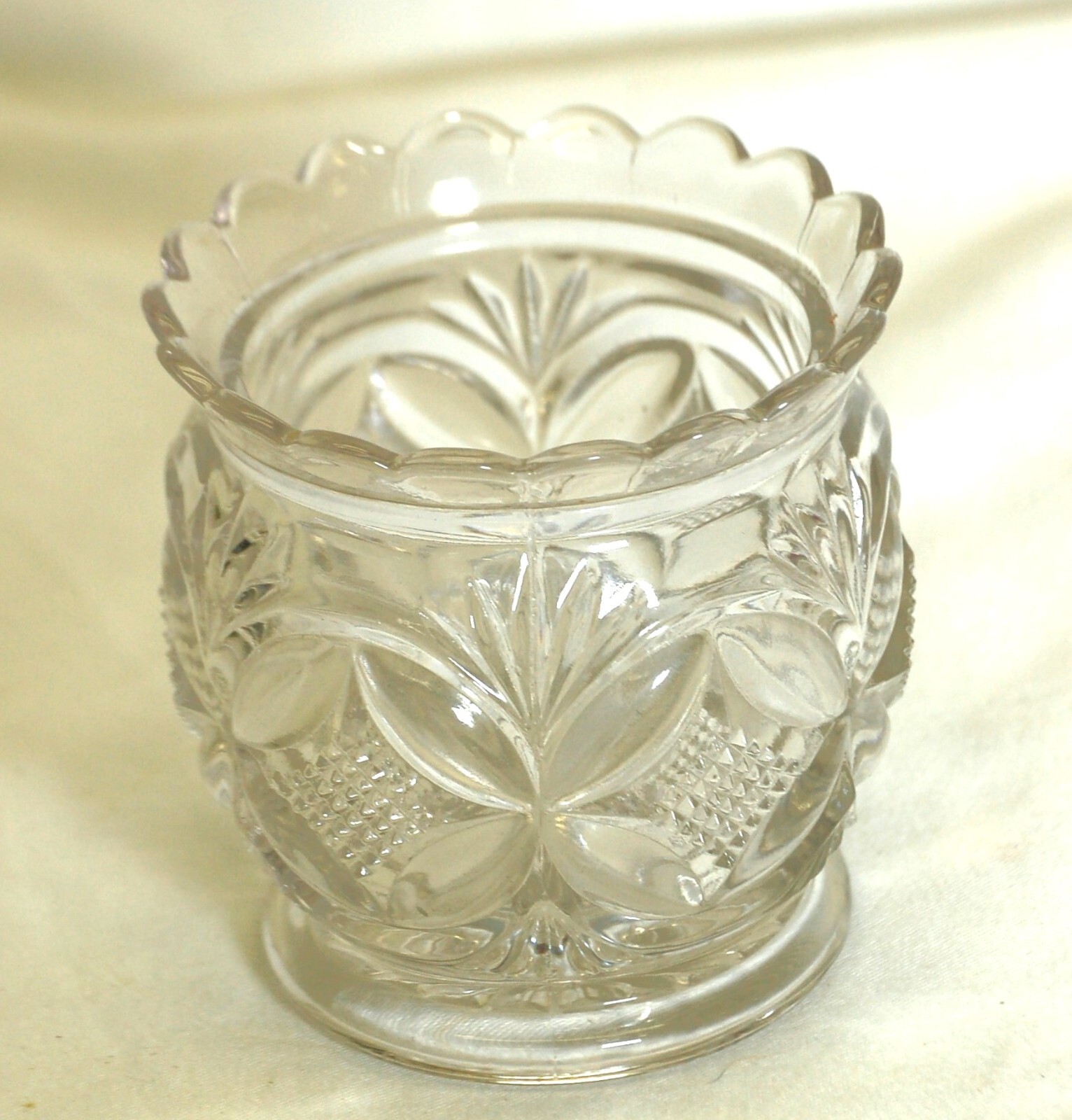 Elite Clear Westmoreland Spooner Open Sugar Bowl Pressed Glass Circle Fan