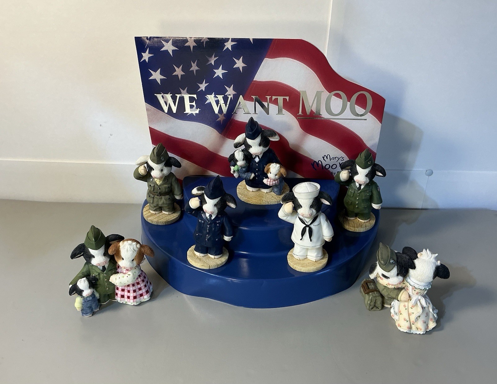 7 Enesco Mary’s Moo Moos Military Figurines w/We Want MOO Display