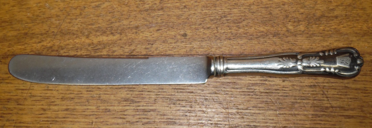 Vintage Reed & Barton PRR Pennsylvania Railroad Dinner Knife - WORN - 9.75\