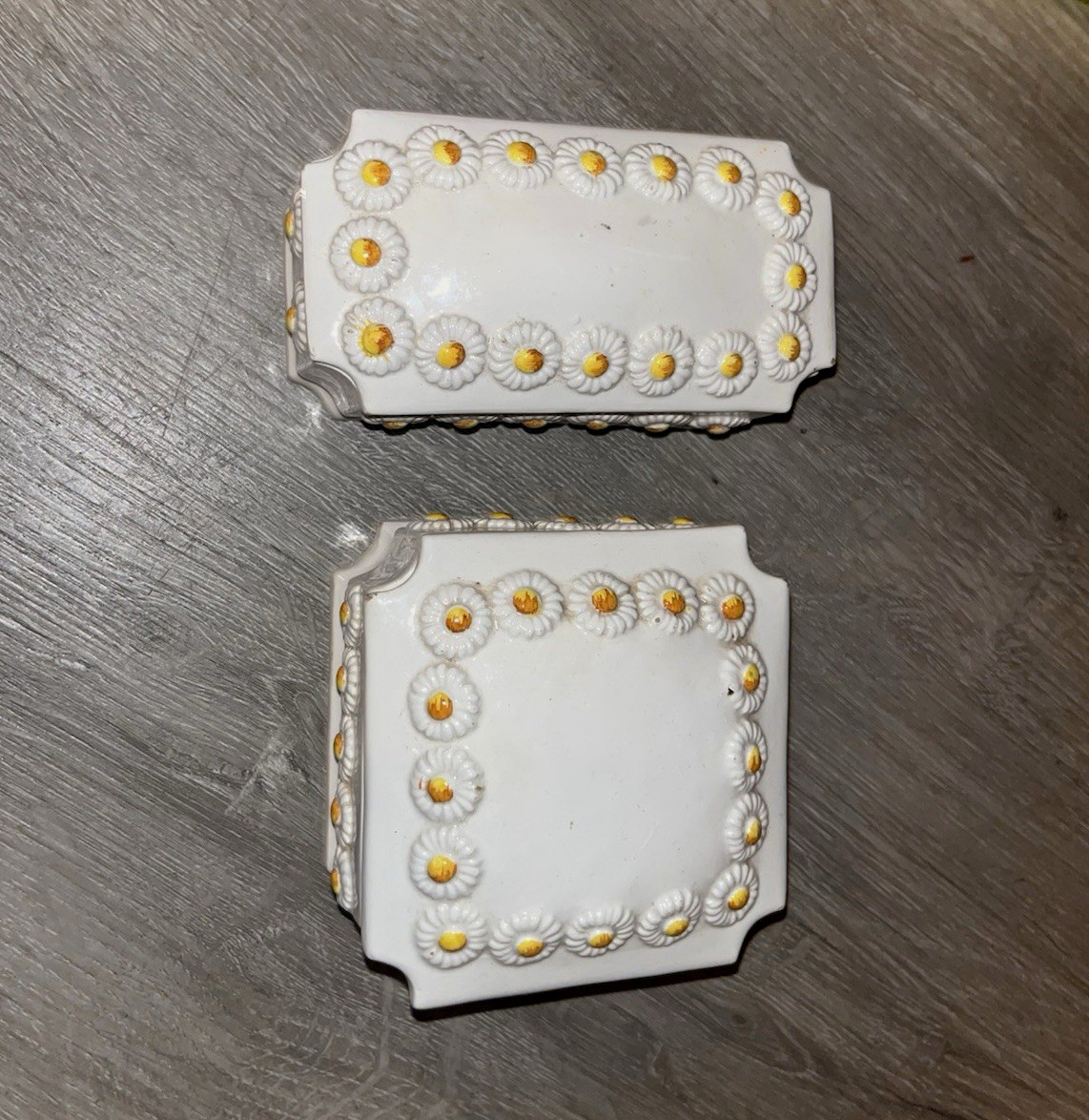 2 Vintage  White Ceramic Lidded Trinket Boxes, Daisy Flower Lid, Floral Border