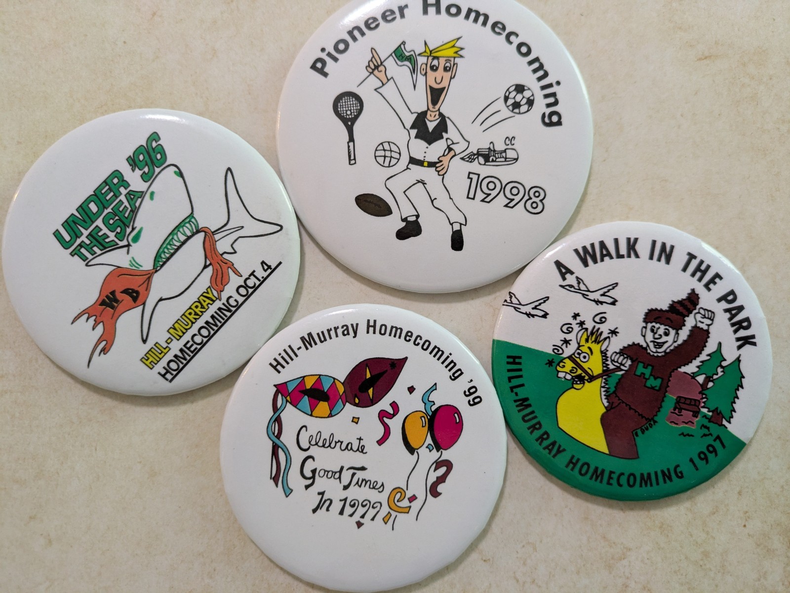 Vintage Hill-Murray School Homecoming Maplewood Minnesota Pinback Buttons