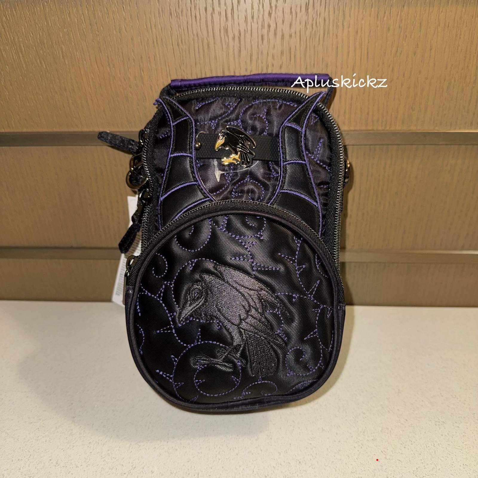 2026 Disney D23 Epic Rivals Maleficent Diablo Purple Crossbody Lug Bag NWT