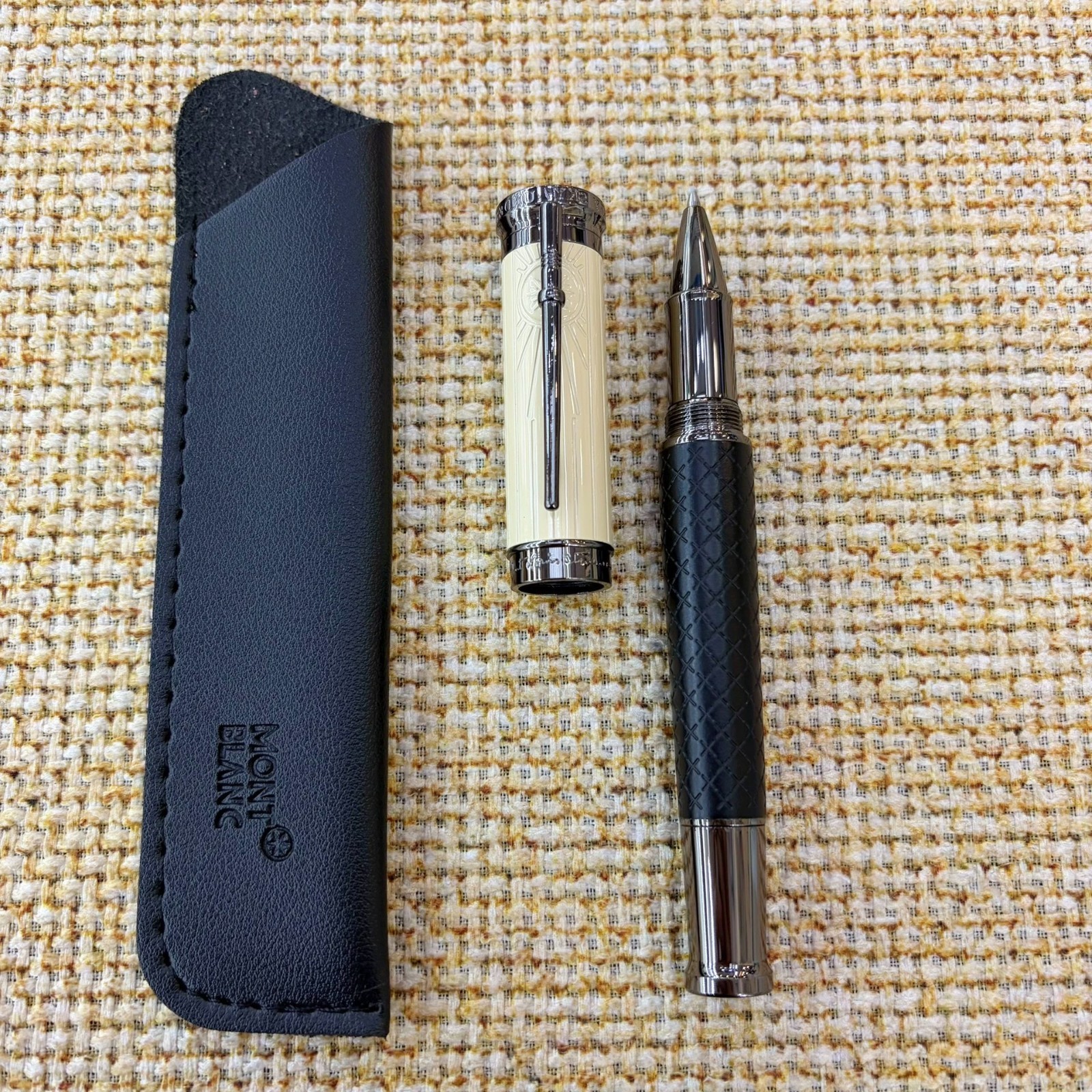 Montblanc Writers Edition Stevenson Black Stripe Rollerball Pen With Box