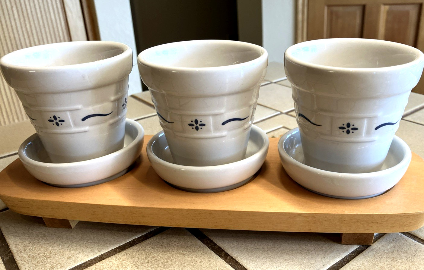 LONGABERGER HERB POT PLANTERS 7-PC SET, WOODEN STAND, WOVEN TRADITIONS BLUE NWOT LONGABERGER HERB POT PLANTERS 7-PC SET, WOODEN STAND, WOVEN TRADITIONS BLUE NWOT