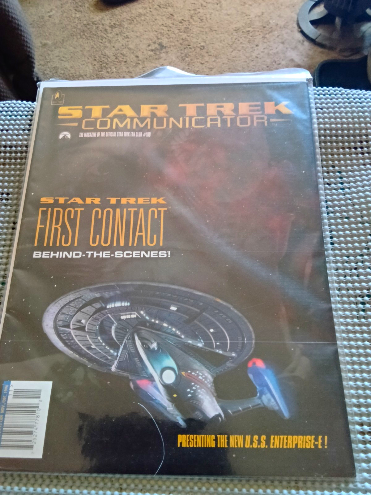 Star Trek communicator magazine issue 109 1996 first contact Enterprise E VTG