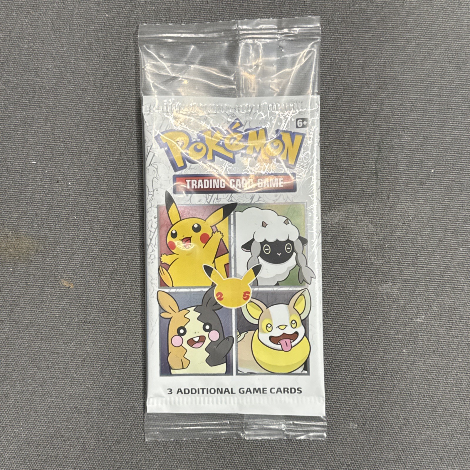 25 Th Anniversary Booster  General Mills Pokémon. 2021. Sealed.